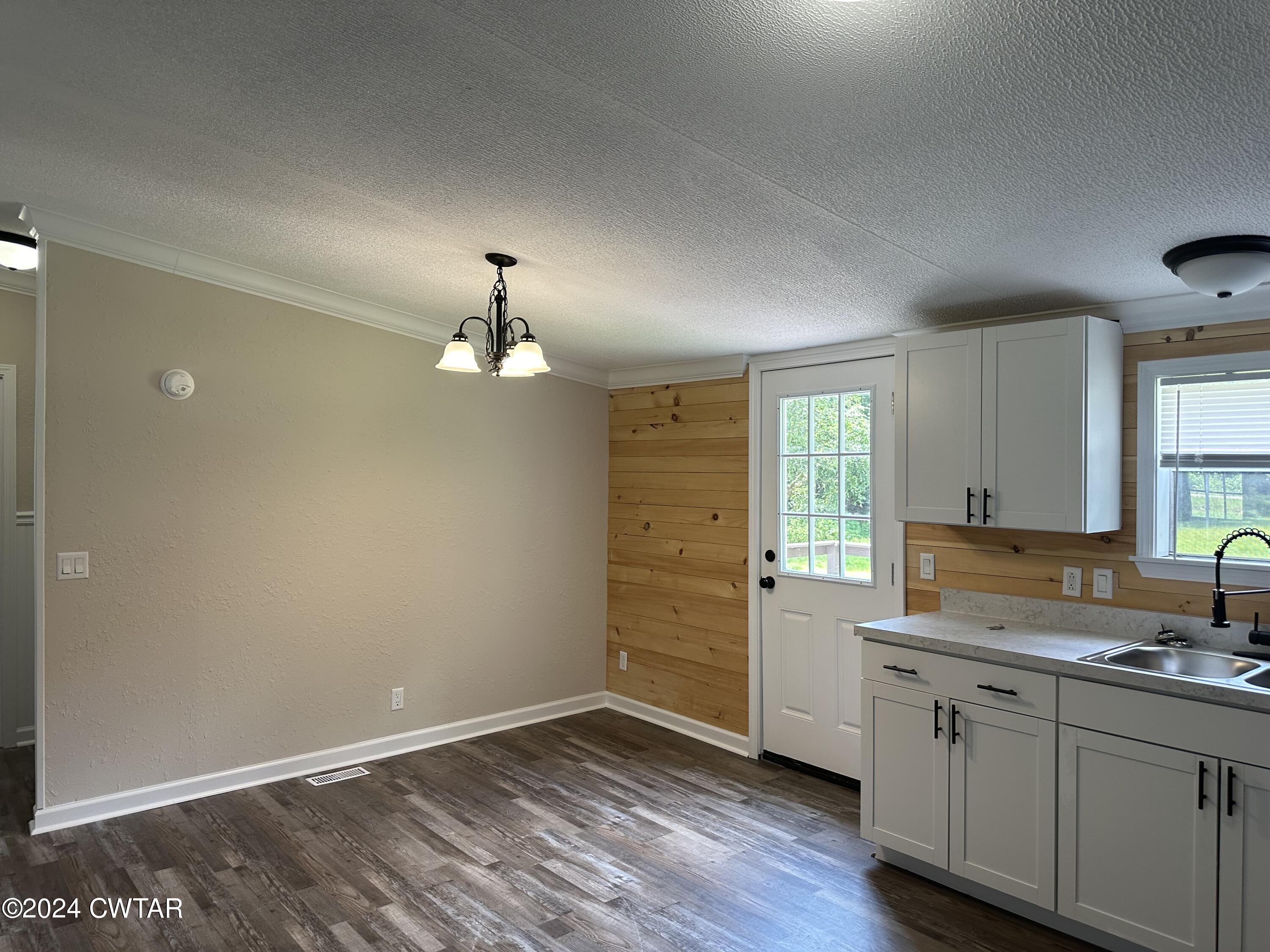 970 Stewart Road Henderson, TN 38340 - Photo 5 of 22 IMG_1885