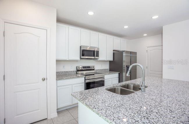 8099 Southwest 9th Lane Gainesville, FL 32607 - Photo 5 of 31