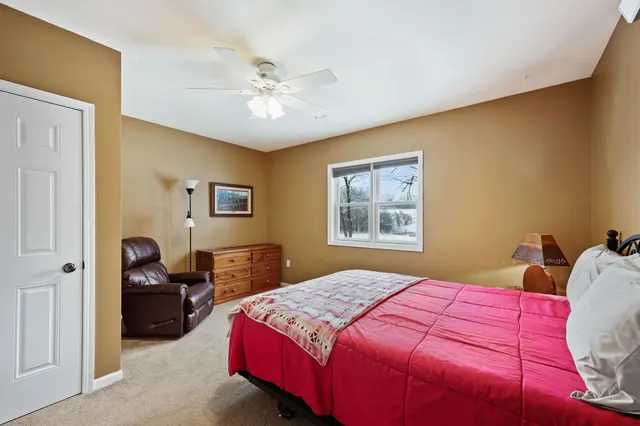 $589,900 | 221 Glen View Road, Mount Horeb, WI 53572