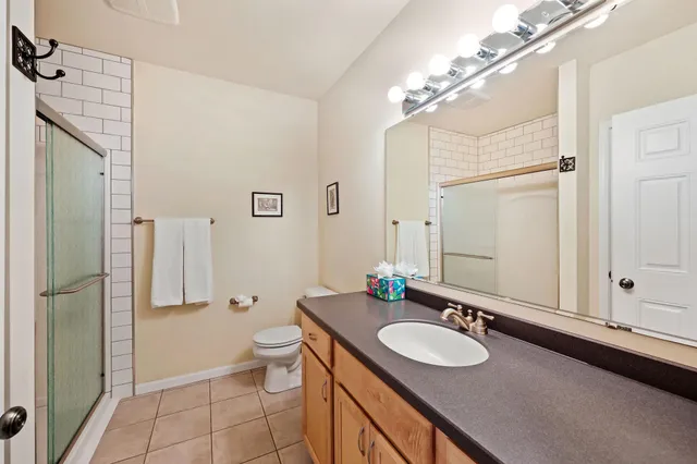 $589,900 | 221 Glen View Road, Mount Horeb, WI 53572