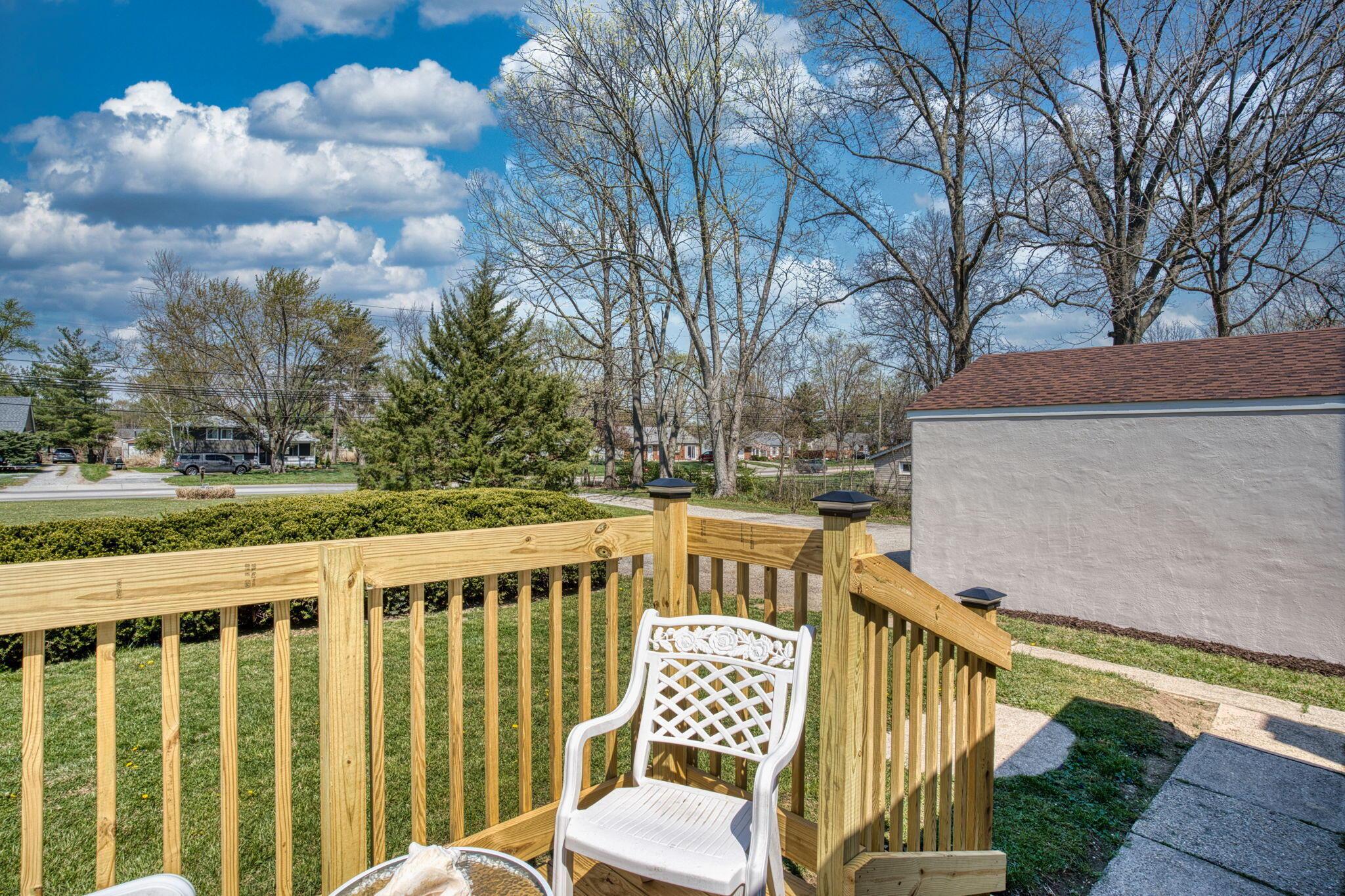 507 Agler Road Columbus, OH 43230 - Photo 7 of 74 Front Deck