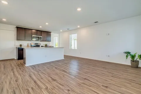 $1,995 | 194 George Neggan Lane, Bastrop, TX 78602