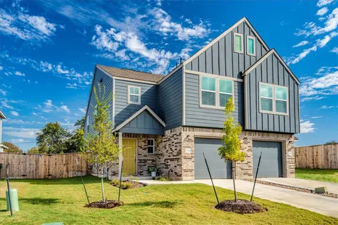 $1,995 | 194 George Neggan Lane, Bastrop, TX 78602