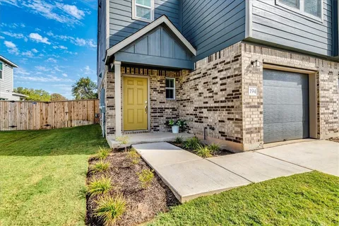 $1,995 | 194 George Neggan Lane, Bastrop, TX 78602