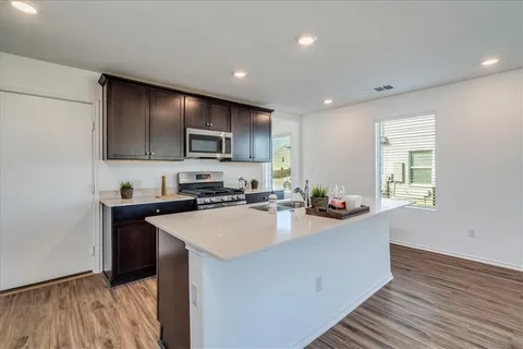 $1,995 | 194 George Neggan Lane, Bastrop, TX 78602