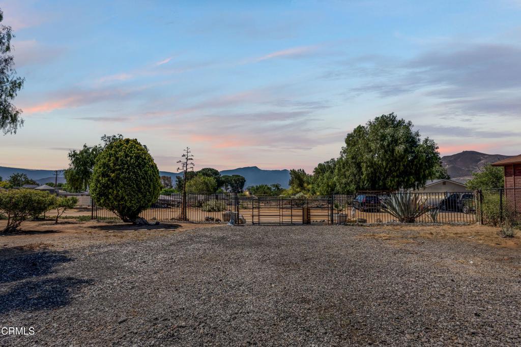 33011 Crown Valley Road Acton, CA 93510 - Photo 25 of 32