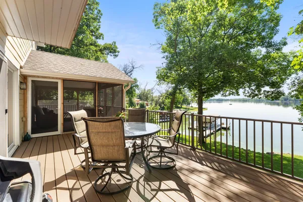 $869,900 | 10022 Lake Mist Drive, Grasston, MN 55030