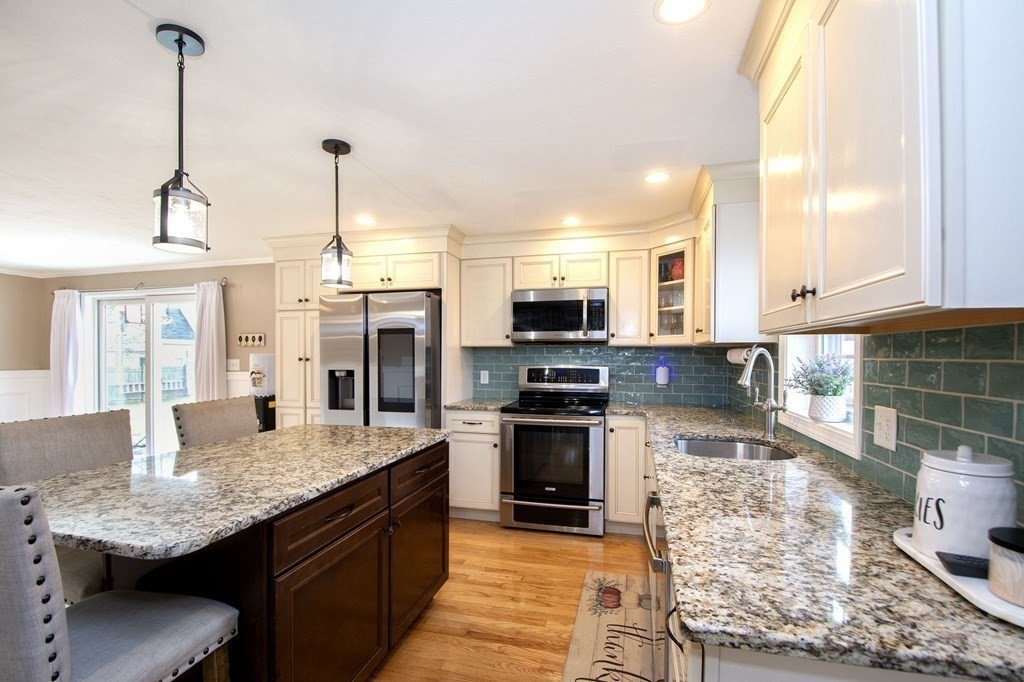 48 Wapping Road Kingston, MA 02364 - Photo 9 of 37 Gallery Image 9
