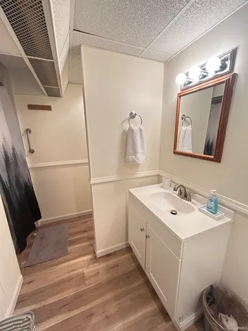 $2,000 | 403 Lincoln Way, South Bend, IN 46601