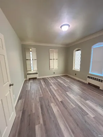 $2,000 | 403 Lincoln Way, South Bend, IN 46601