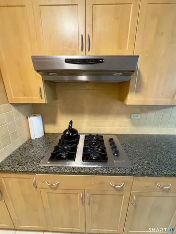 $124,900 | 31 Woodland Street, Unit 1I, Hartford, CT 06111