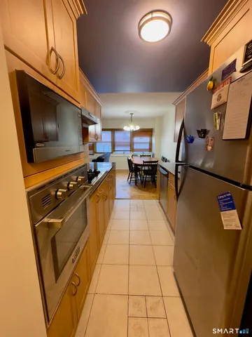 $124,900 | 31 Woodland Street, Unit 1I, Hartford, CT 06111