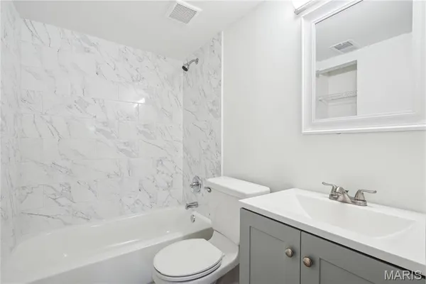 $95,000 | 2781 Blackforest Drive, Unit B, St. Louis, MO 63129