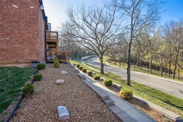 $95,000 | 2781 Blackforest Drive, Unit B, St. Louis, MO 63129