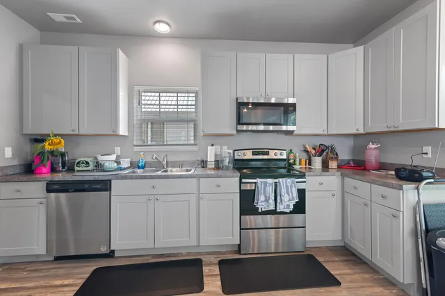 $260,000 | 1315 Jerome Avenue, Janesville, WI 53546