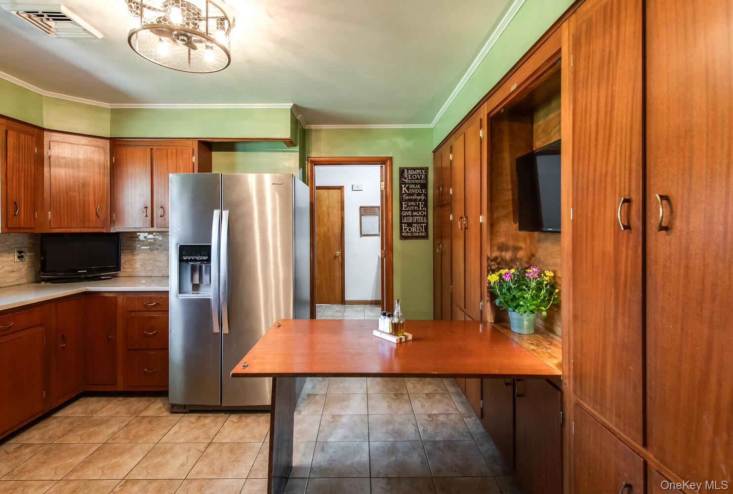 394 Smith Road Hyde Park, NY 12538 - Photo 15 of 48