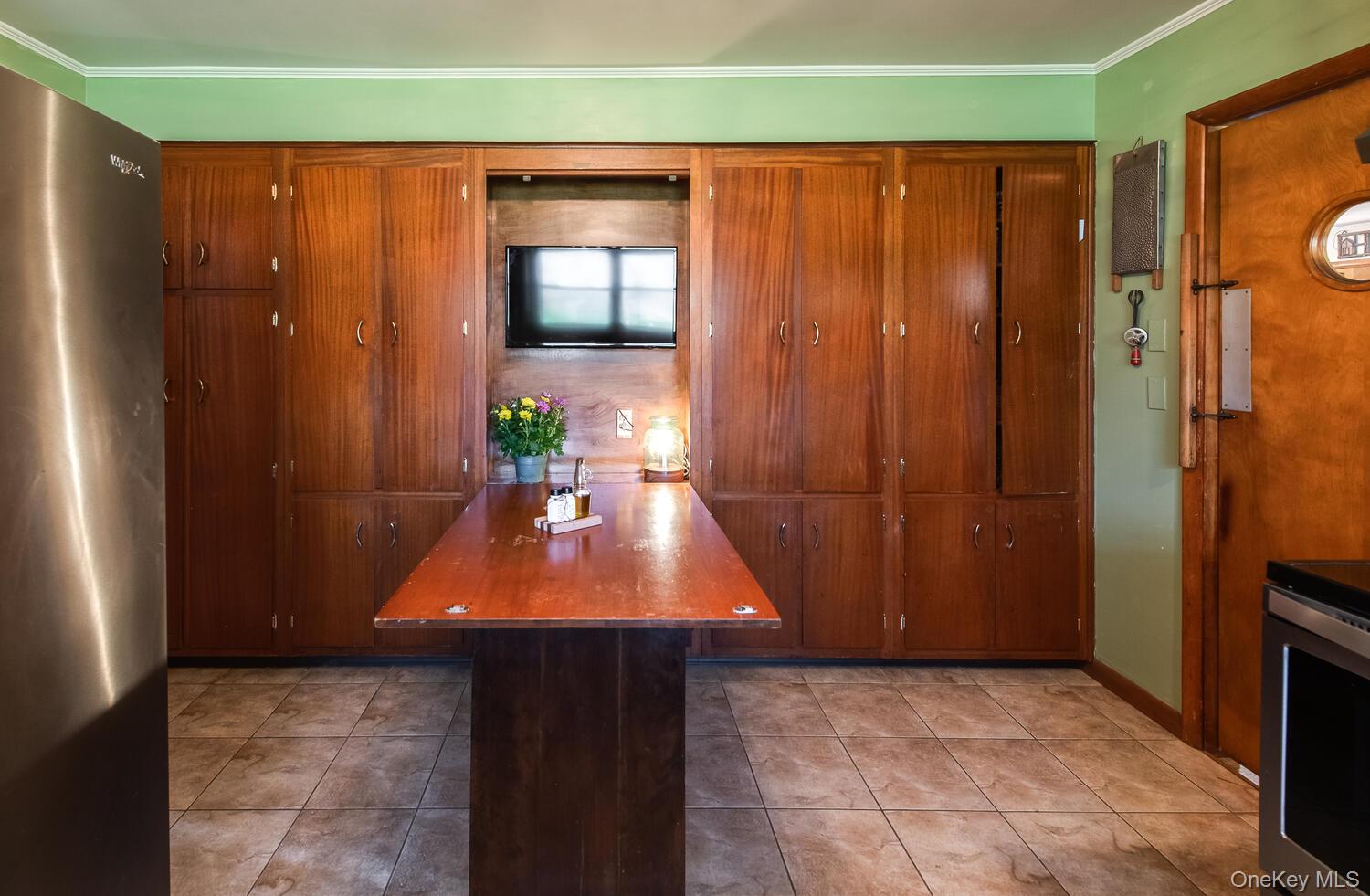 394 Smith Road Hyde Park, NY 12538 - Photo 16 of 48