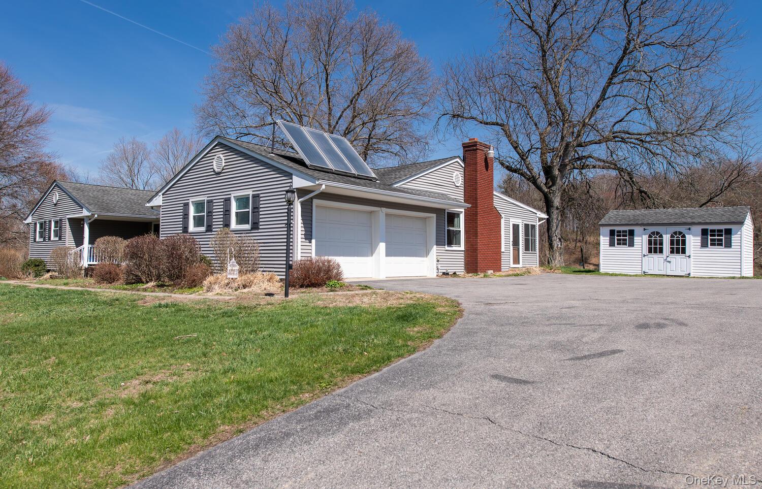 394 Smith Road Hyde Park, NY 12538 - Photo 6 of 48