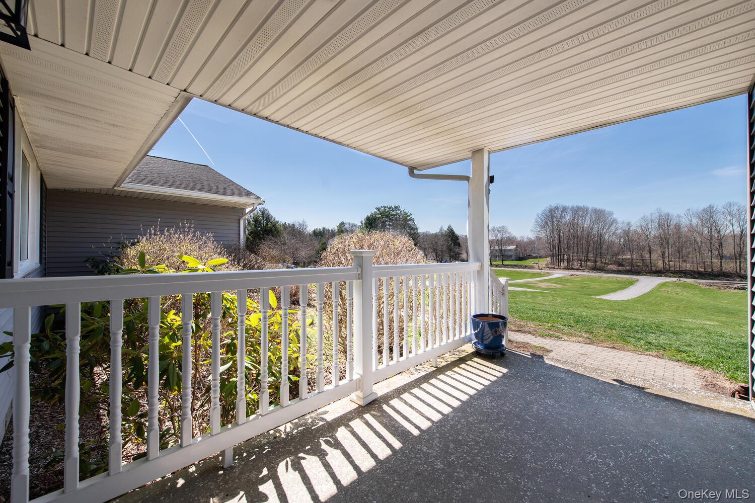 394 Smith Road Hyde Park, NY 12538 - Photo 7 of 48