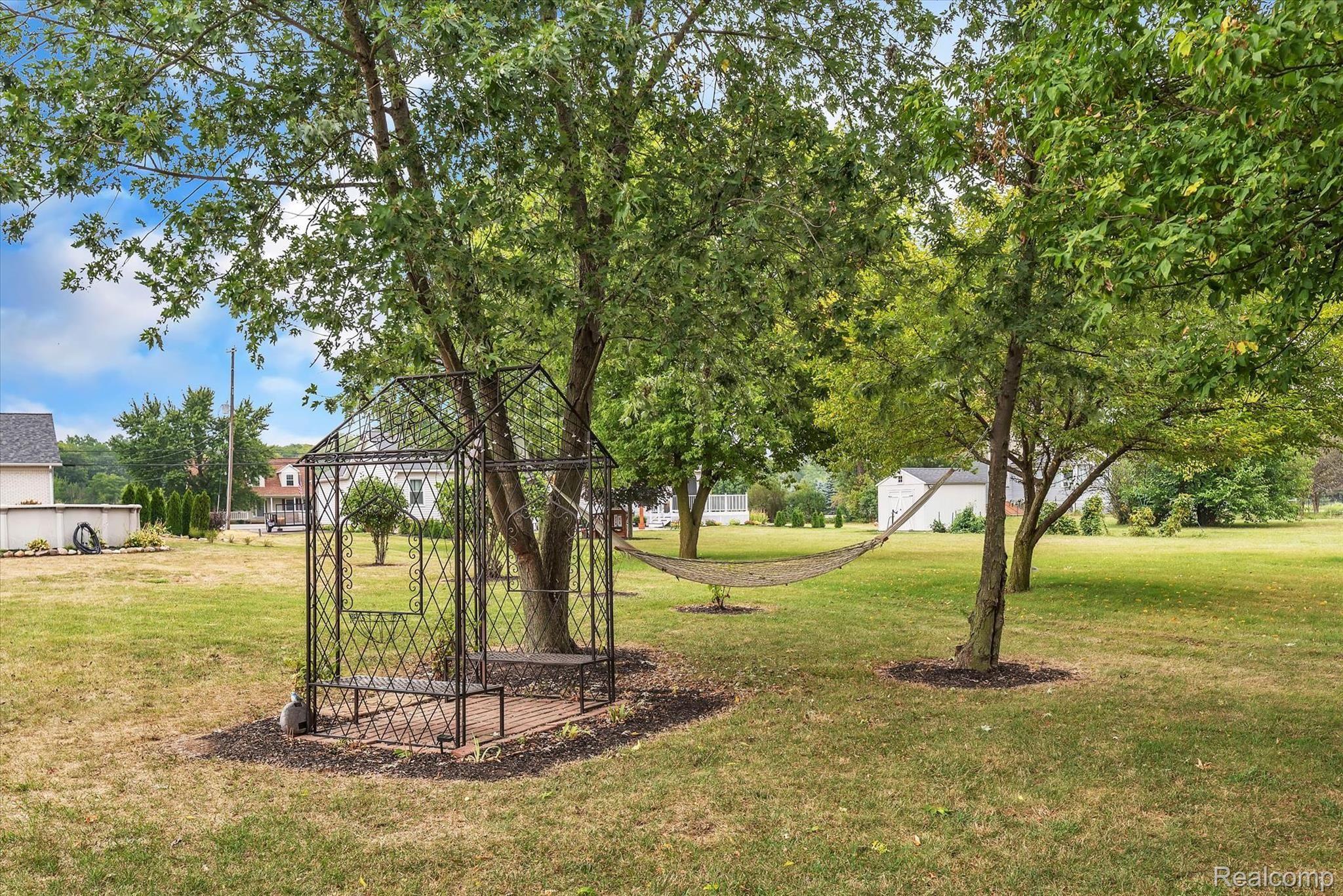 4499 East Dunbar Road Monroe, MI 48161 - Photo 58 of 74 yard10.jpg