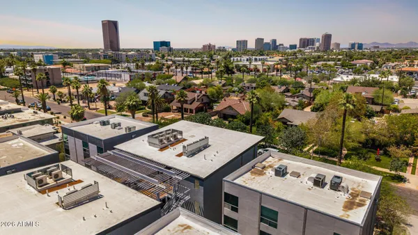 $1,899 | 531 East Willetta Street, Unit 205, Phoenix, AZ 85004