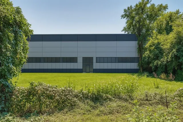 $825,000 | 500 West Oakdale Road, Grand Prairie, TX 75050