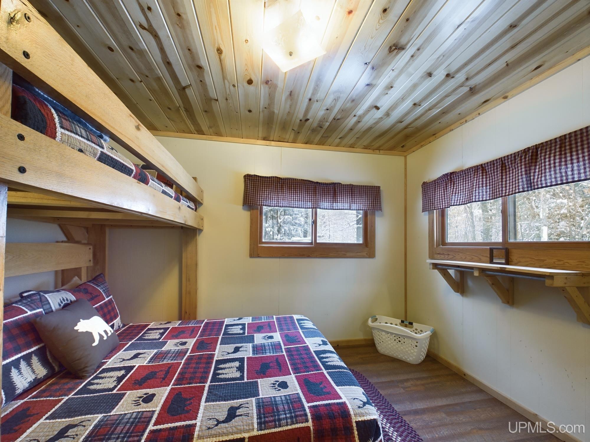 9798 South Ross Lake Road Shingleton, MI 49884 - Photo 5 of 24 Gallery Image 5