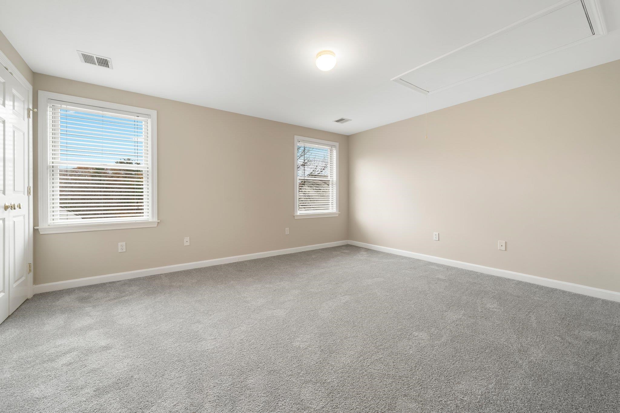 424 Ledgeview Drive Rochester, NH 03839 - Photo 15 of 32