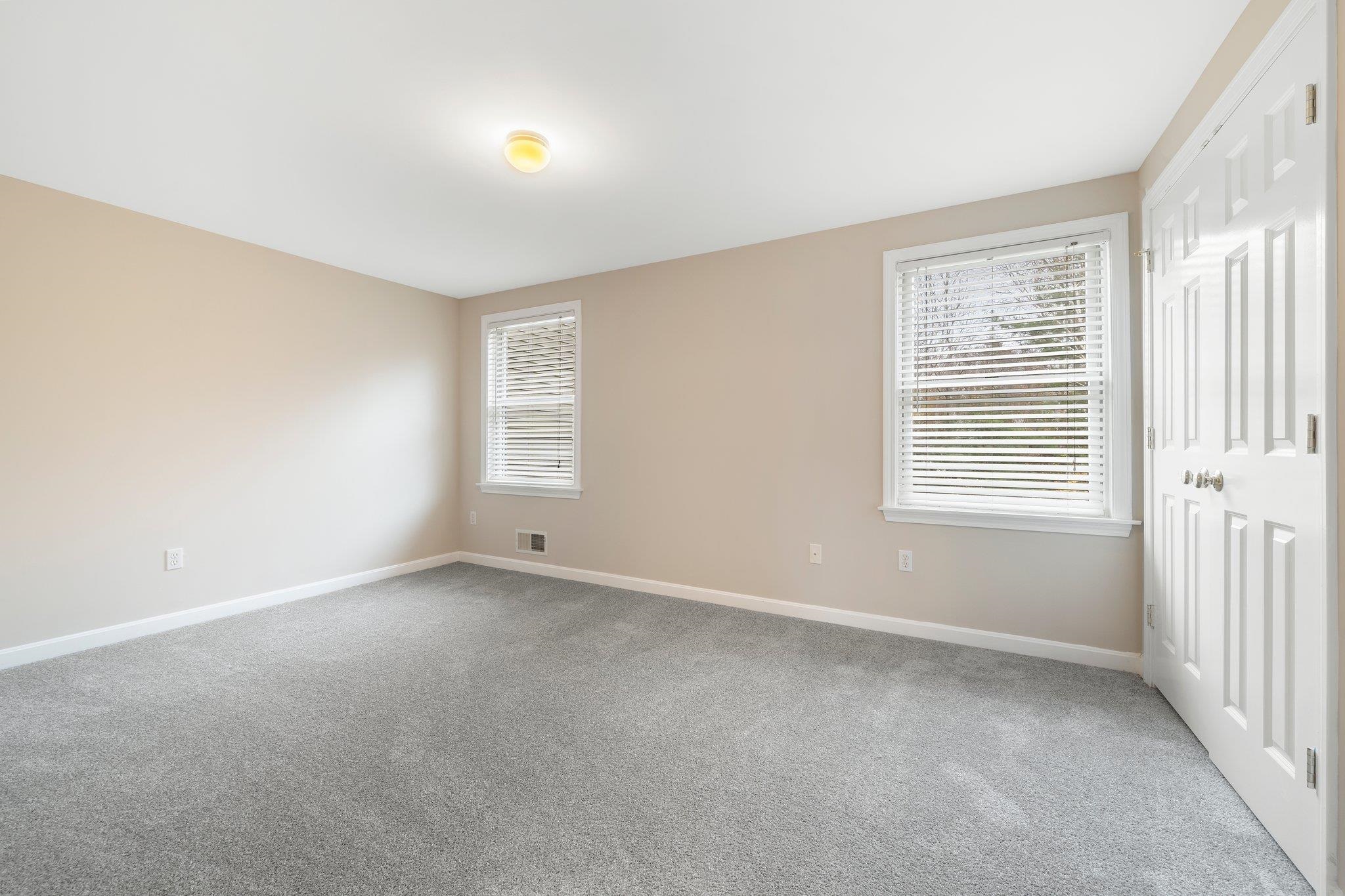 424 Ledgeview Drive Rochester, NH 03839 - Photo 18 of 32