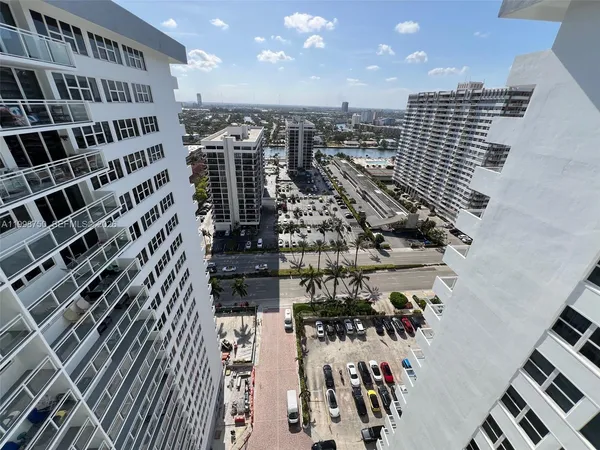 $2,300 | 2030 South Ocean Drive, Unit 2102, Hallandale Beach, FL 33009