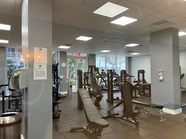 $2,300 | 2030 South Ocean Drive, Unit 2102, Hallandale Beach, FL 33009