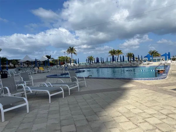 $2,300 | 2030 South Ocean Drive, Unit 2102, Hallandale Beach, FL 33009