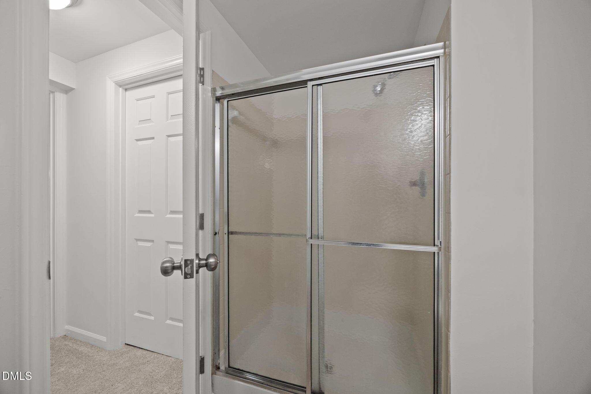 7260 Shellburne Drive Raleigh, NC 27612 - Photo 26 of 37 18-web-or-mls-IMG_8022