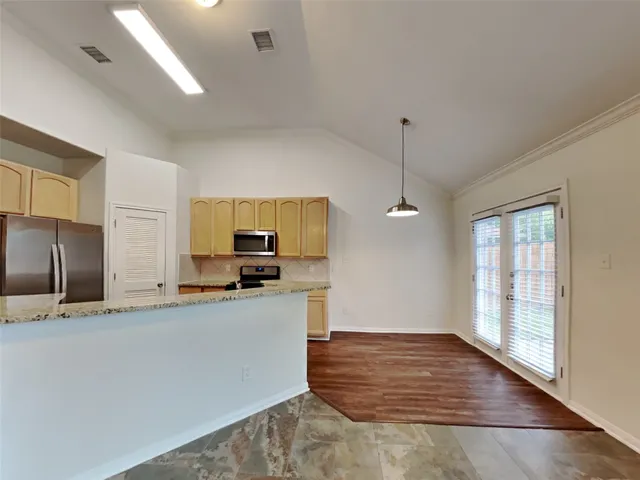 $2,215 | 30710 Country Meadows Drive, Tomball, TX 77375