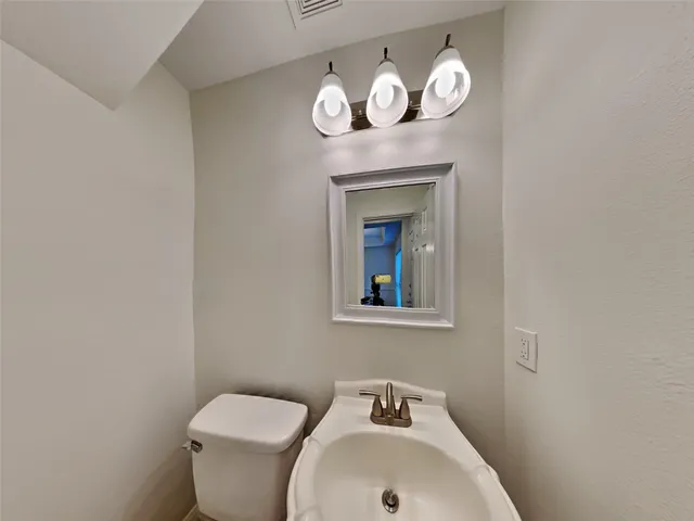 $2,215 | 30710 Country Meadows Drive, Tomball, TX 77375