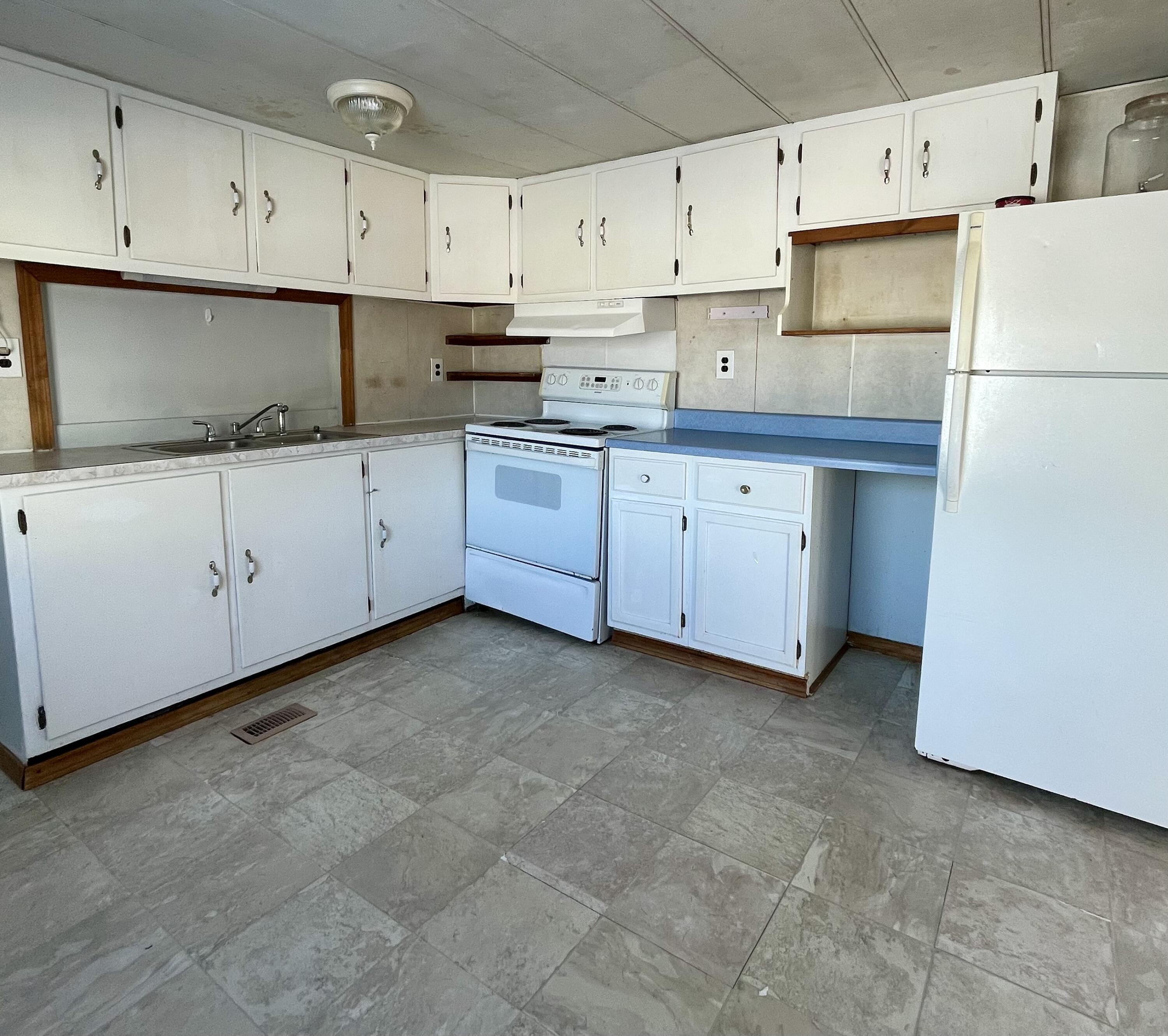 999 Fuller Road Hermon, ME 04401 - Photo 31 of 44 IMG_0160