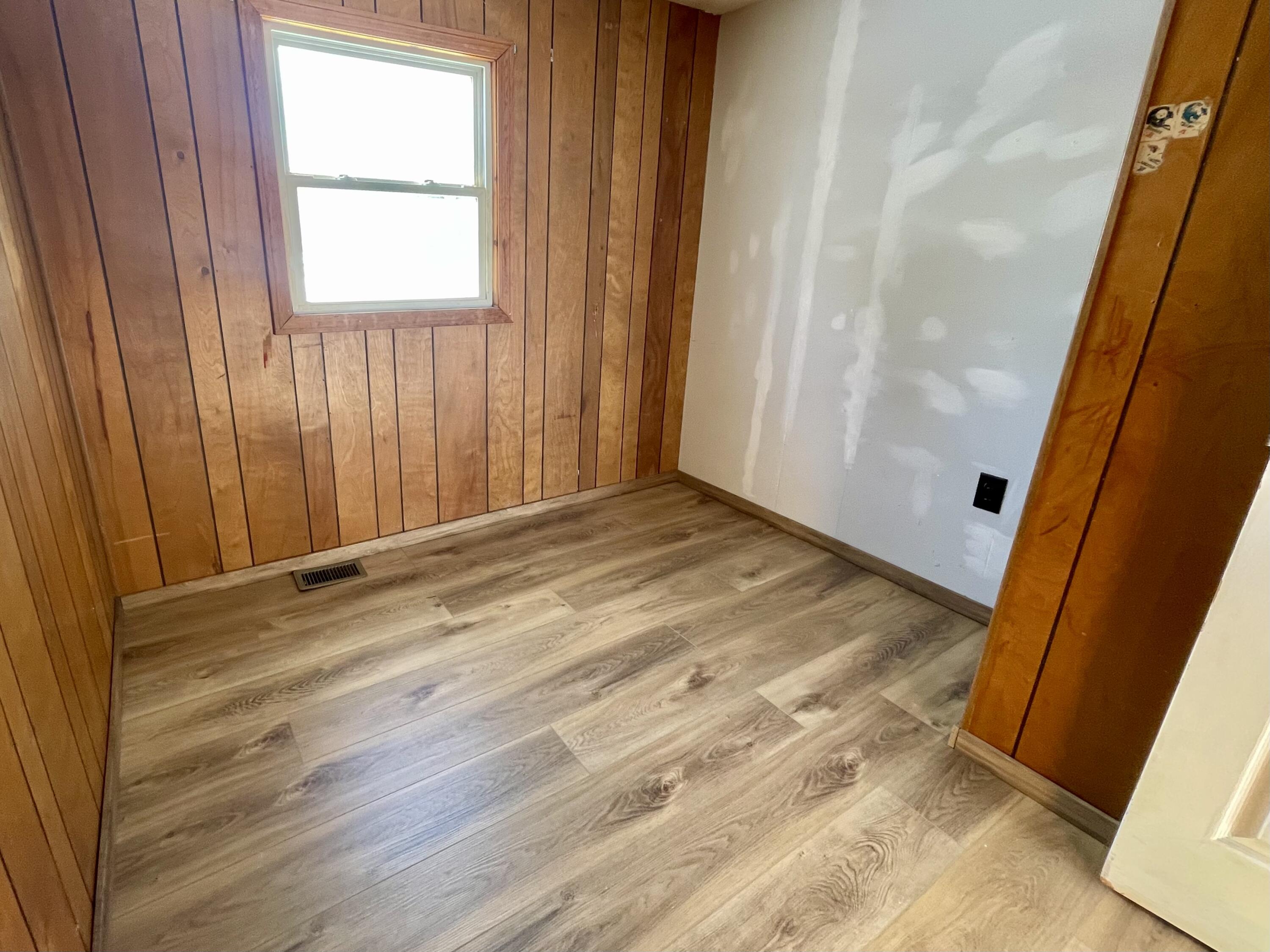 999 Fuller Road Hermon, ME 04401 - Photo 8 of 44 IMG_0137