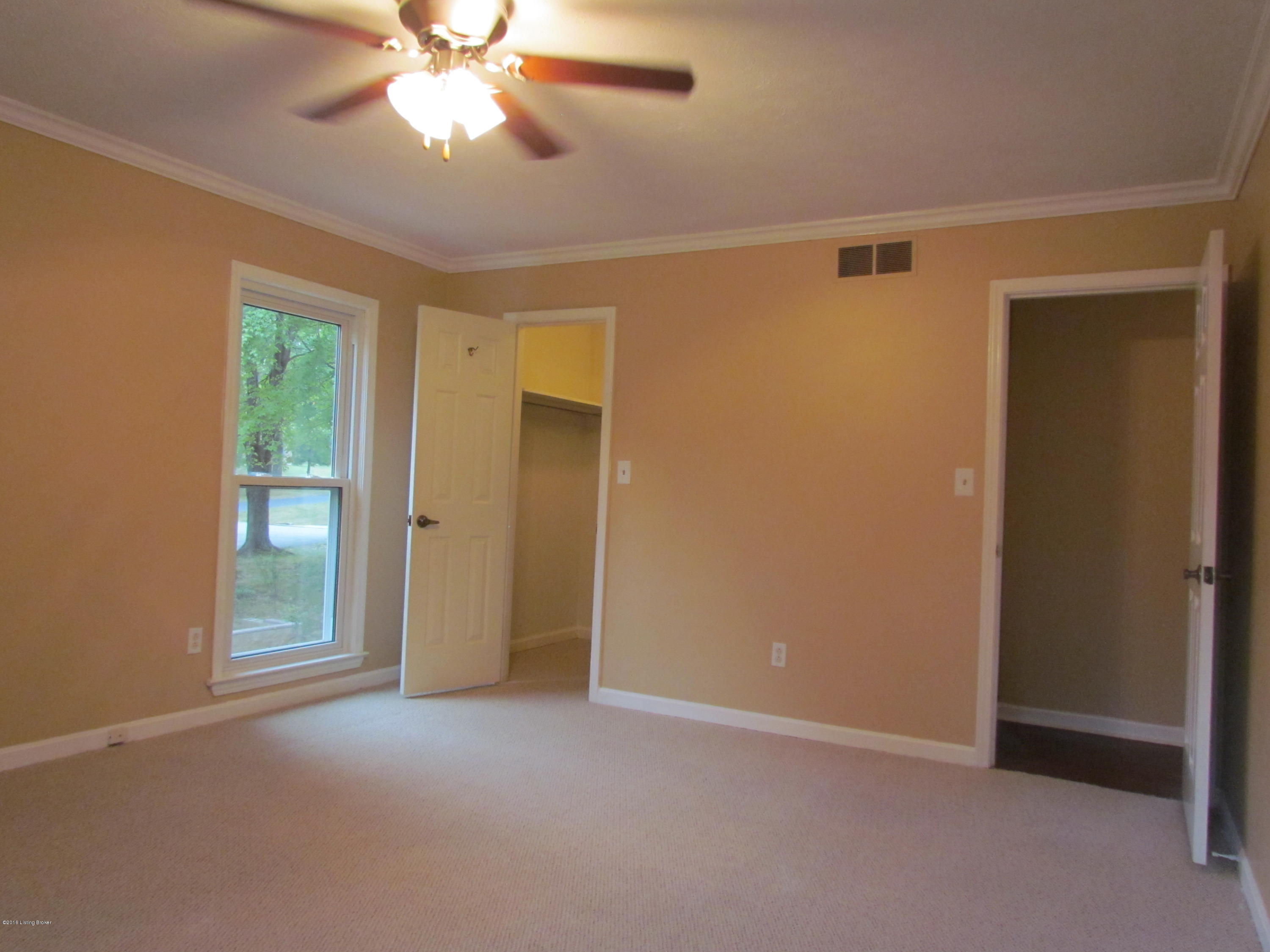 12126 Maplewood Road Goshen, KY 40026 - Photo 15 of 34 Master bedroom with walk-in closet!