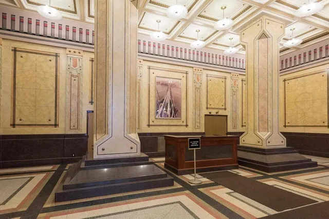 a view of a multi story building