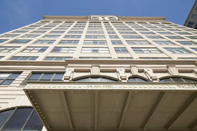 $2,375,000 | 1 Main Street, Unit 10K | DUMBO