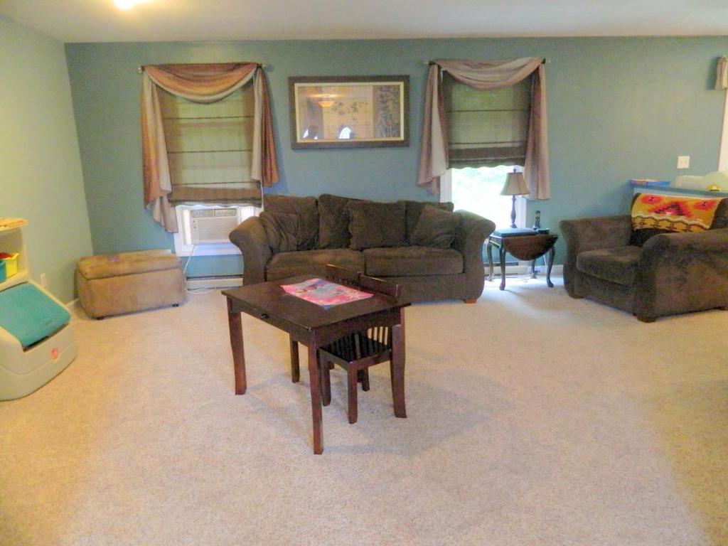 18 Avery Road Johnson City, NY 13790 - Photo 4 of 24 Gallery Image 4