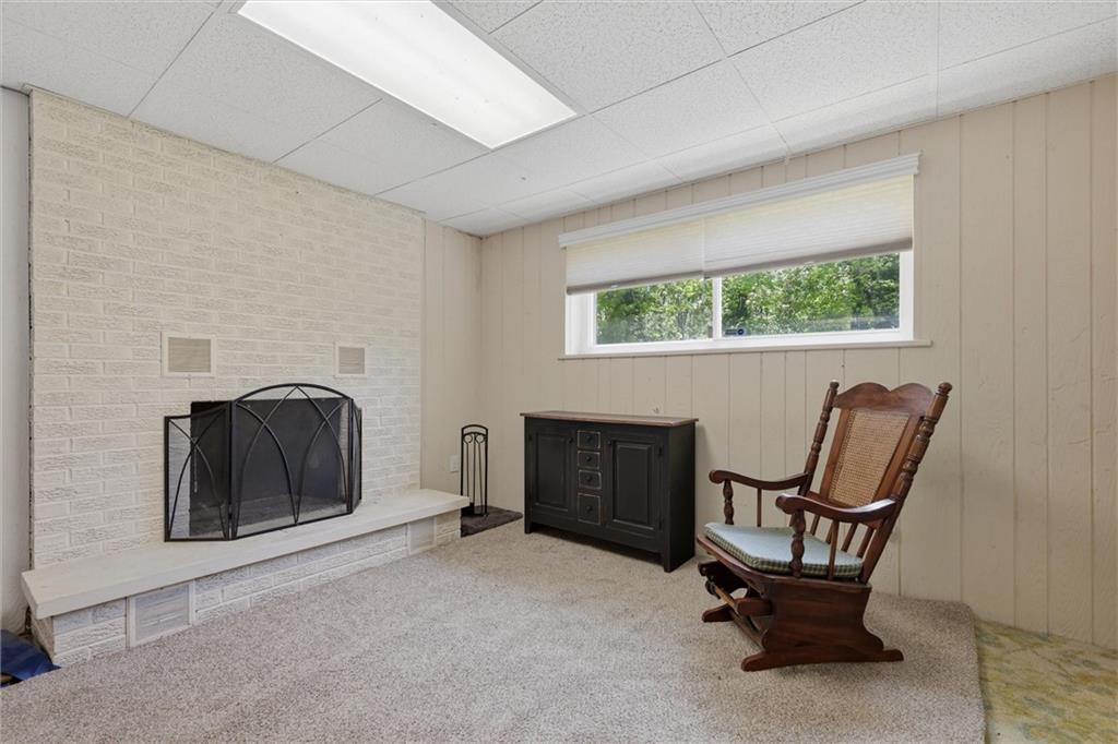 134 Stucky Road Renfrew, PA 16053 - Photo 20 of 32 a living room with furniture and a window
