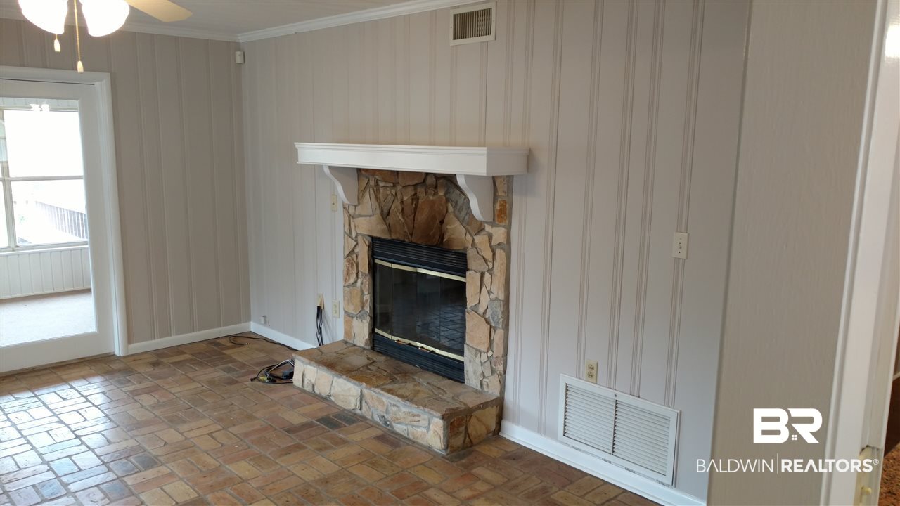 11826 Pioneer Road Theodore, AL 36582 - Photo 5 of 28