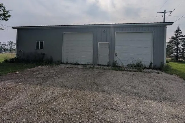 $310,000 | 888 West St Joseph Highway, Grand Ledge, MI 48837