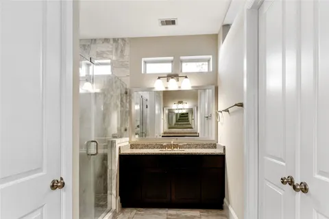 $374,900 | 2720 Church Wood Drive, Houston, TX 77082