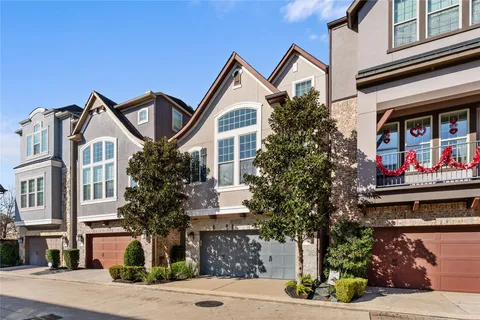 $374,900 | 2720 Church Wood Drive, Houston, TX 77082