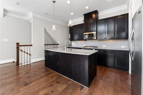 $374,900 | 2720 Church Wood Drive, Houston, TX 77082