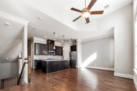 $374,900 | 2720 Church Wood Drive, Houston, TX 77082