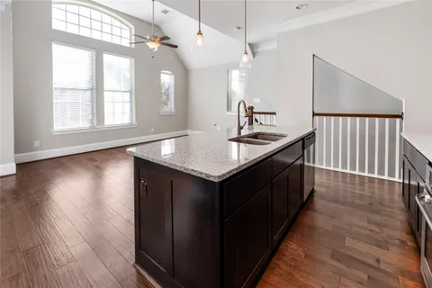 $374,900 | 2720 Church Wood Drive, Houston, TX 77082