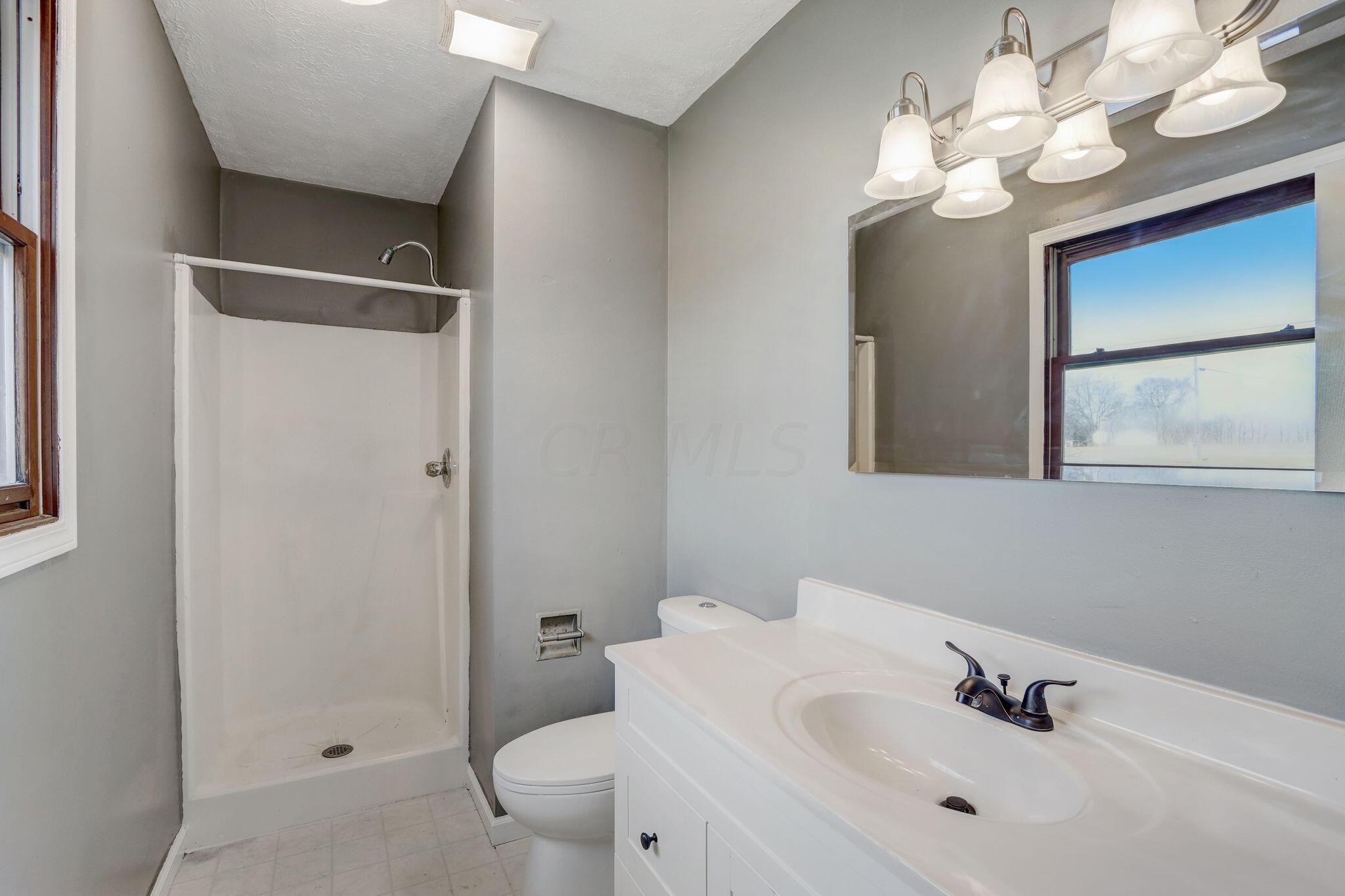 4039 Egypt Road Willard, OH 44890 - Photo 30 of 52 En-Suite bathroom